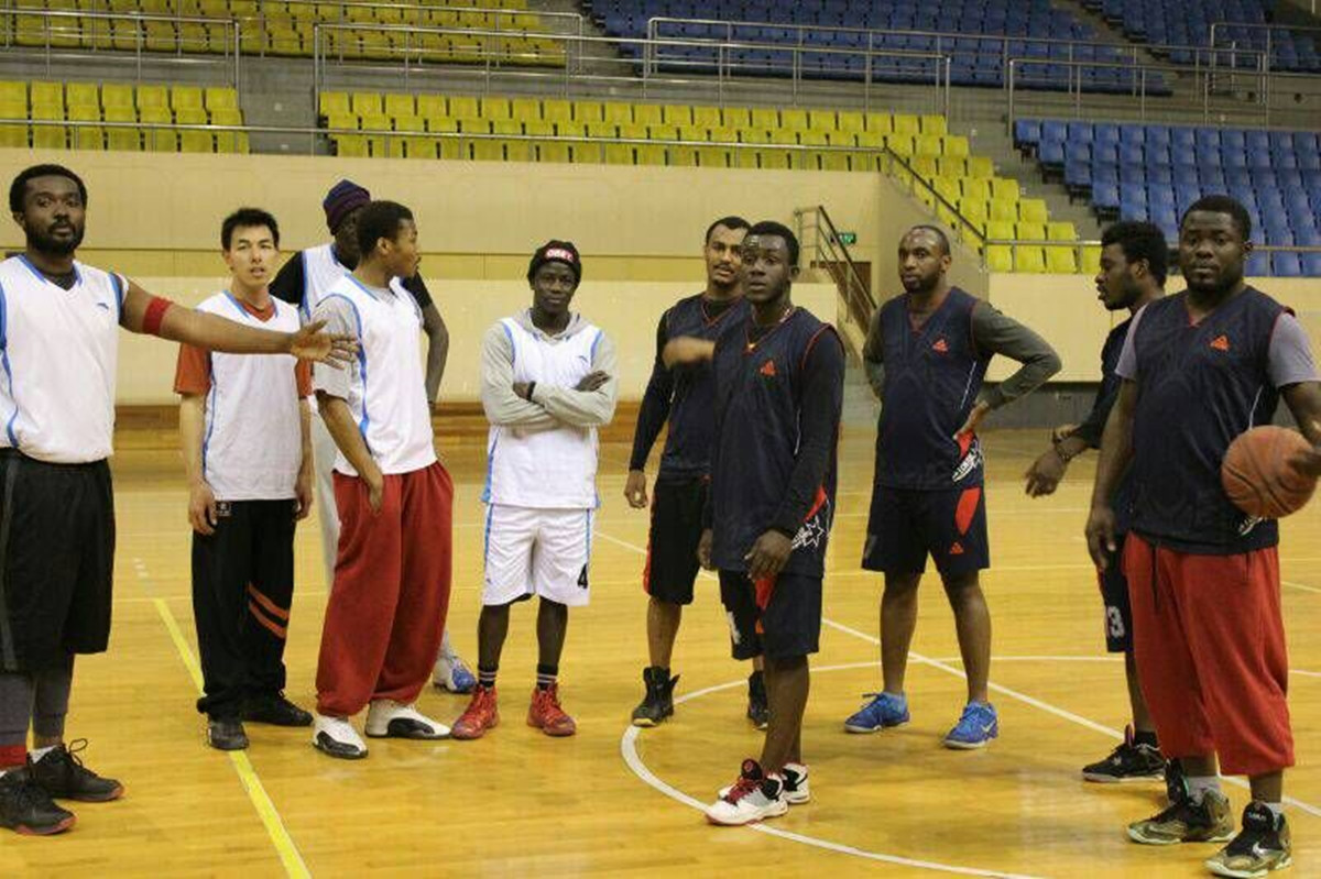 BASKETBALL TEAM
